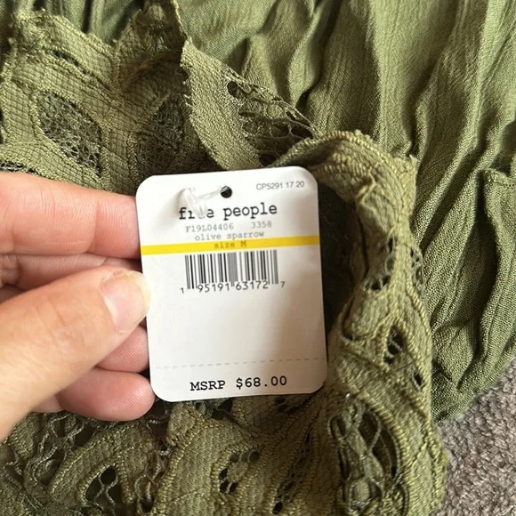 Free People Intimately top.  Size medium.  BNWT. Olive green - Picture 4 of 4